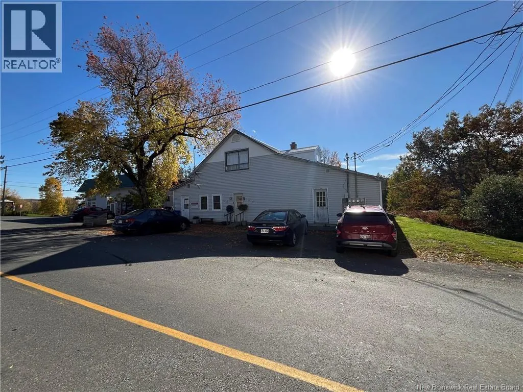 Fourplex for rent: 8574 Route 107, Glassville, New Brunswick E7L 1A7