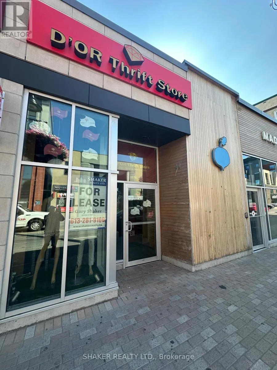 857b Bank Street, Ottawa, Ontario K1S 3W2