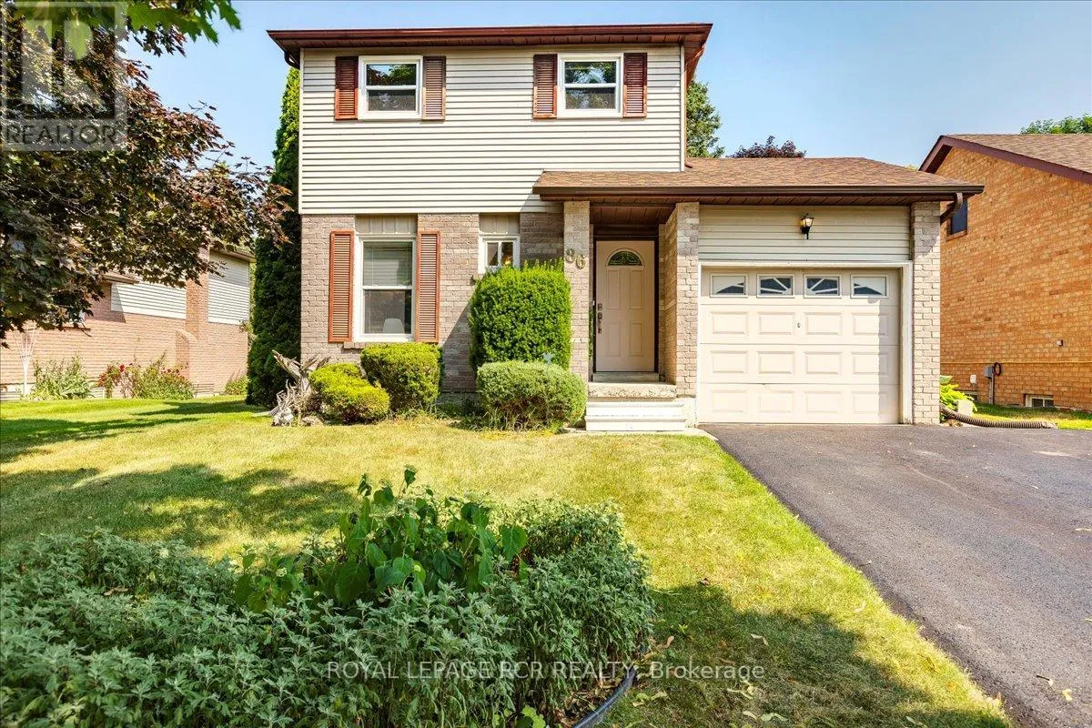 House for rent: 86 Princess Street, East Gwillimbury, Ontario L0G 1M0