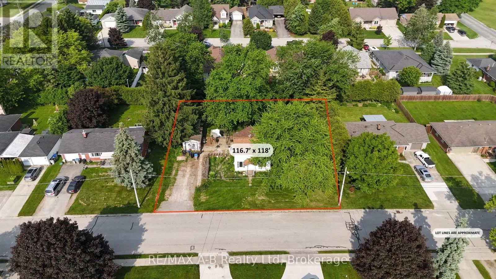 House for rent: 86 Salina Street N, St. Marys, Ontario N4X 1C8