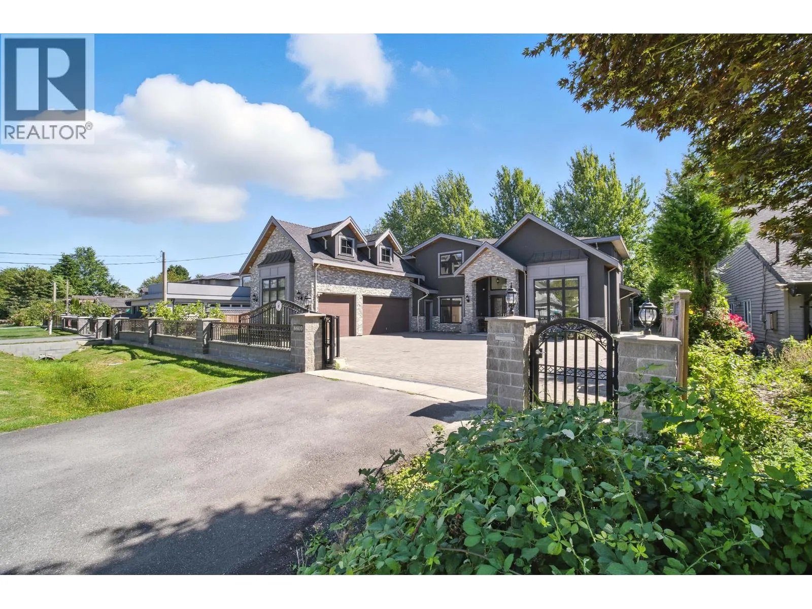 House for rent: 8600 Leslie Road, Richmond, British Columbia V6X 2V7