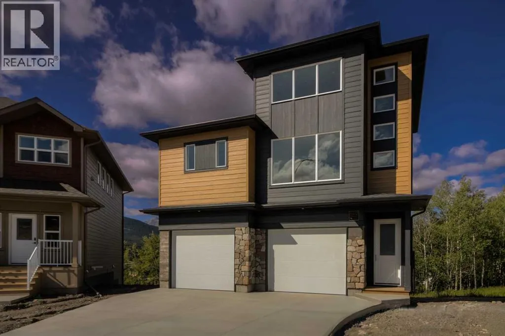 House for rent: 8602 25 Avenue, Coleman, Alberta T0K 0M0