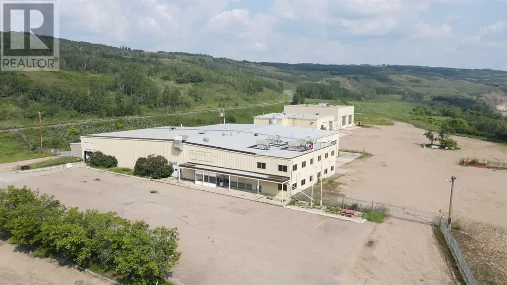 8610 87 Avenue, Peace River, Alberta T8S 1S2