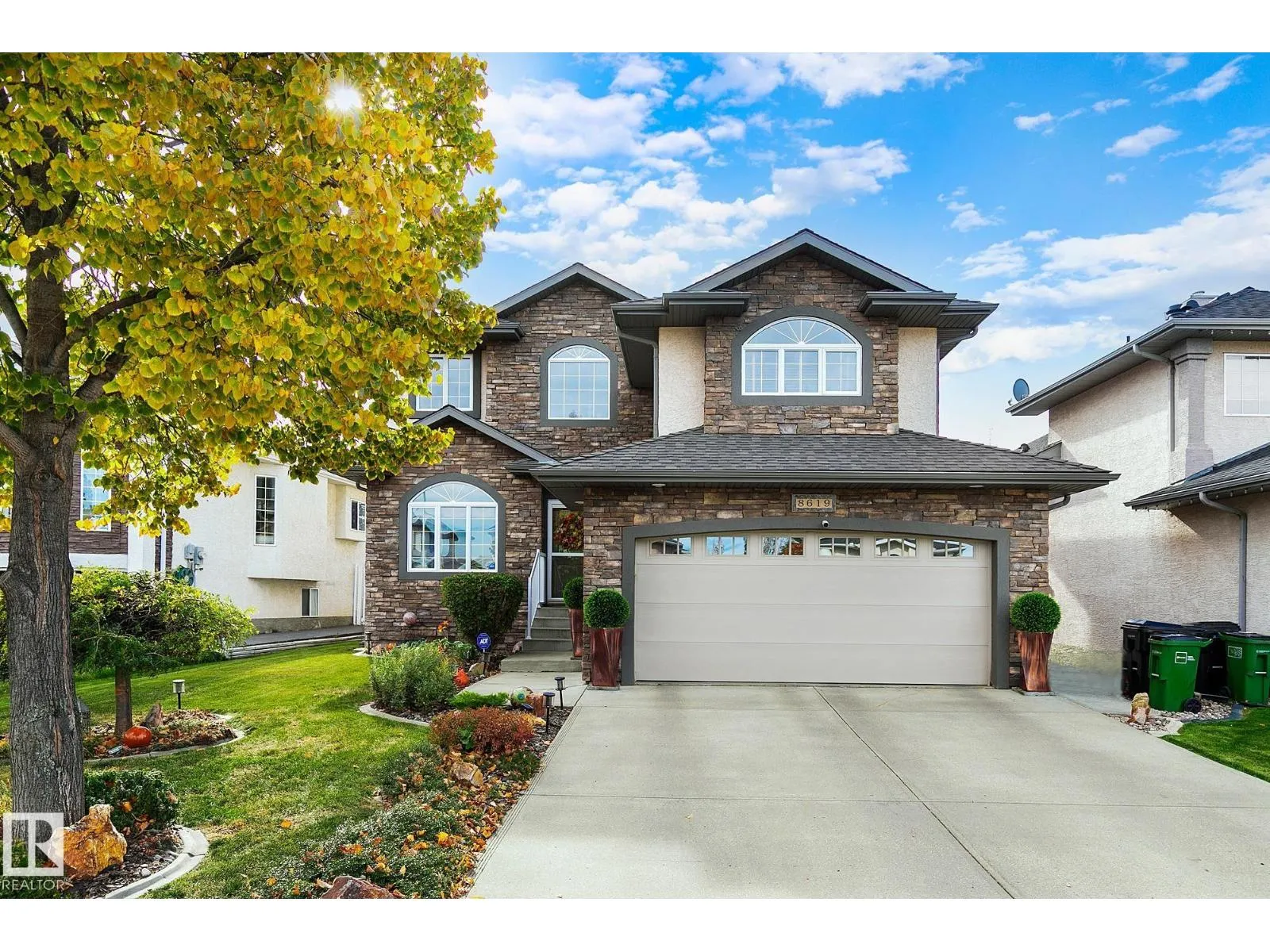 House for rent: 8619 160 Av Nw, Edmonton, Alberta T5Z 3H9