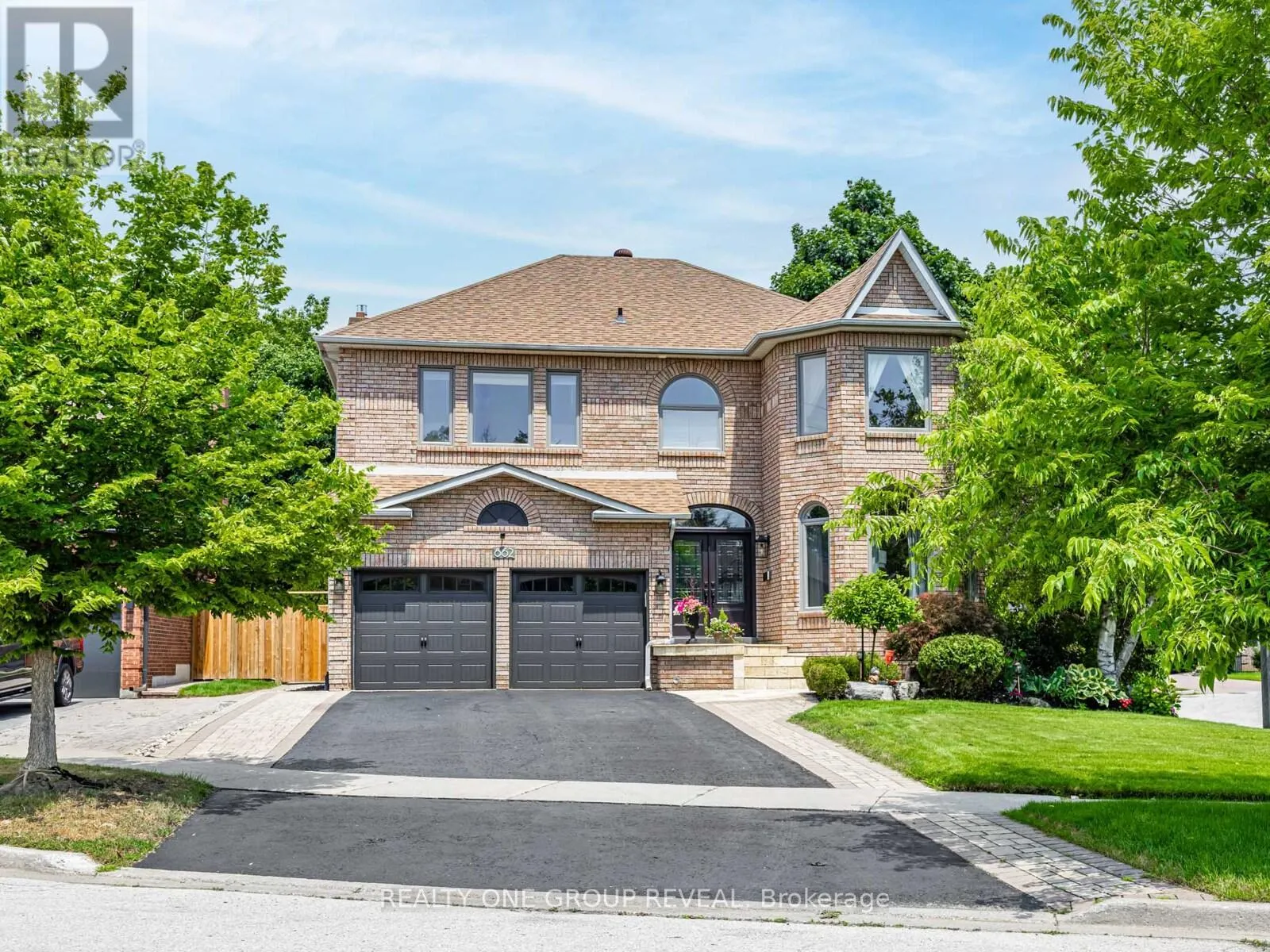 House for rent: 862 Baylawn Drive, Pickering, Ontario L1X 2R9