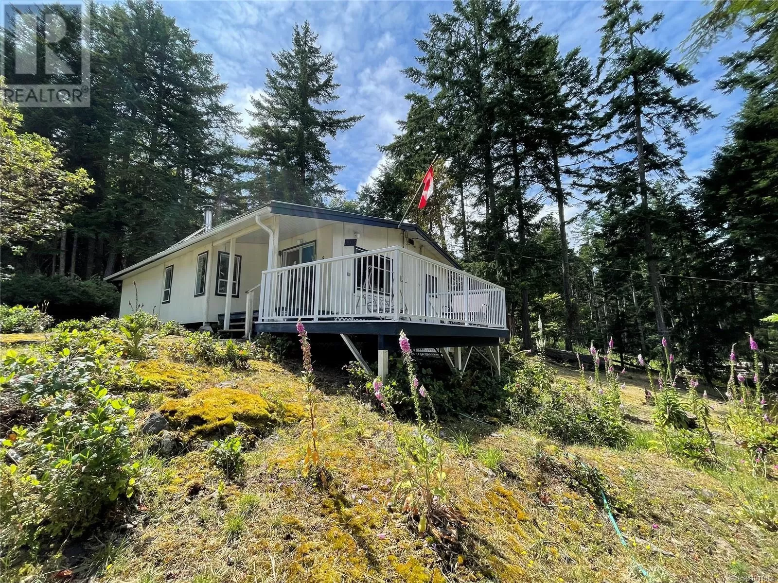 House for rent: 865 Driftwood Dr, Mudge Island, British Columbia V1V 1V1