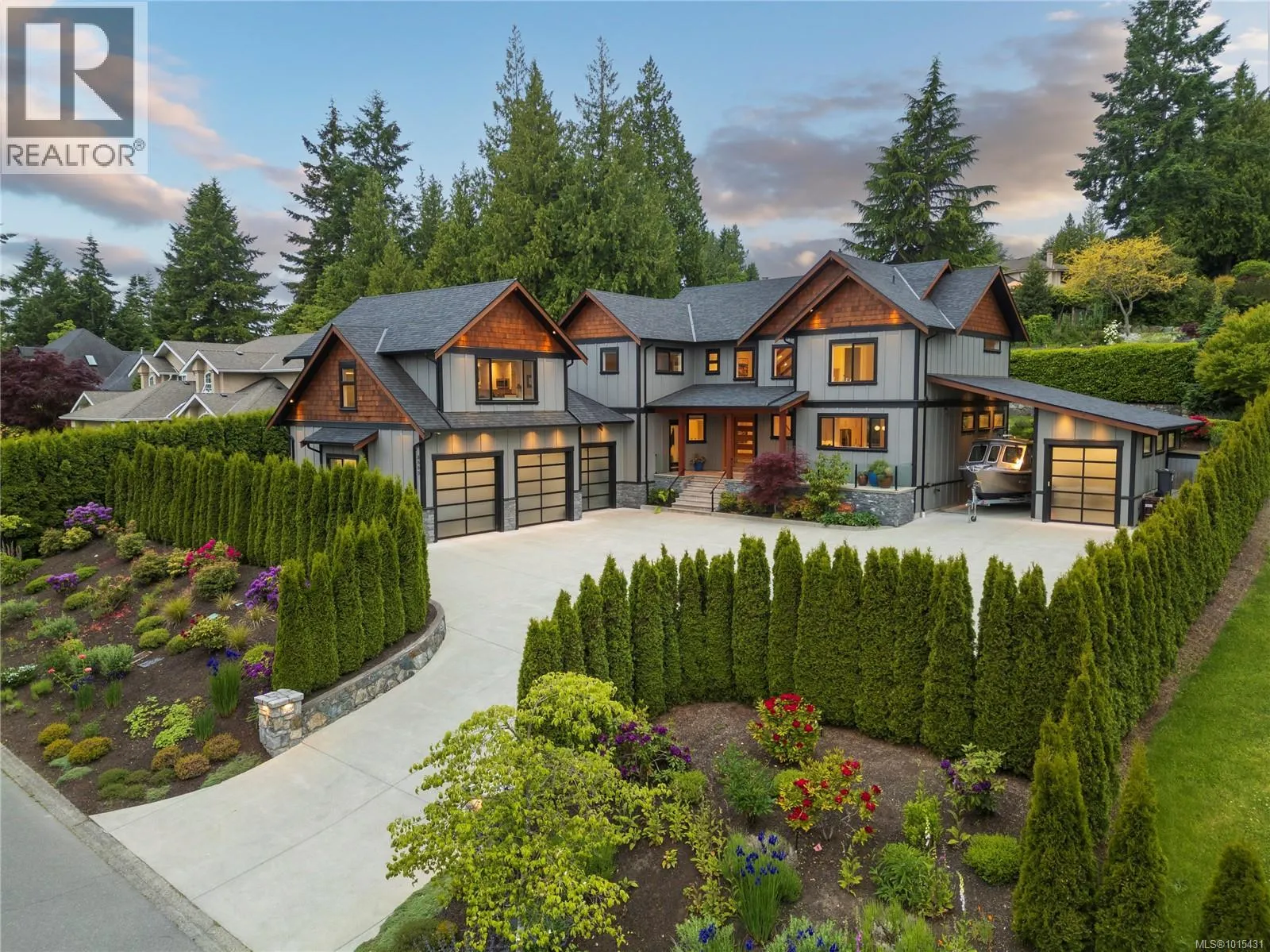 House for rent: 8660 Richland Pl, North Saanich, British Columbia V8L 5E3