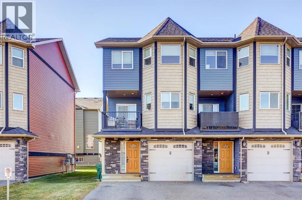 Row / Townhouse for rent: 869 Mt Sundance Manor W, Lethbridge, Alberta T1J 1X5