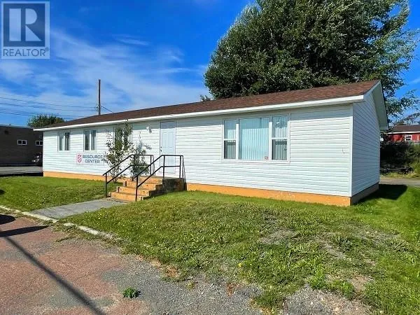 Other for rent: 86d Main Street, Grand Falls-Windsor, Newfoundland & Labrador A2H 1J6