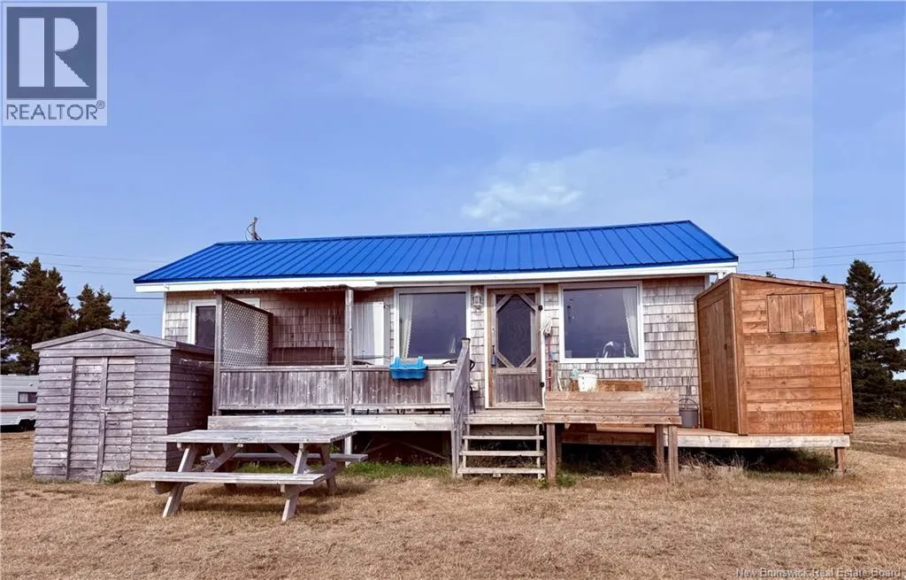 House for rent: 87 AllÃ©e Albert, Chiasson Office, New Brunswick E8S 0C1