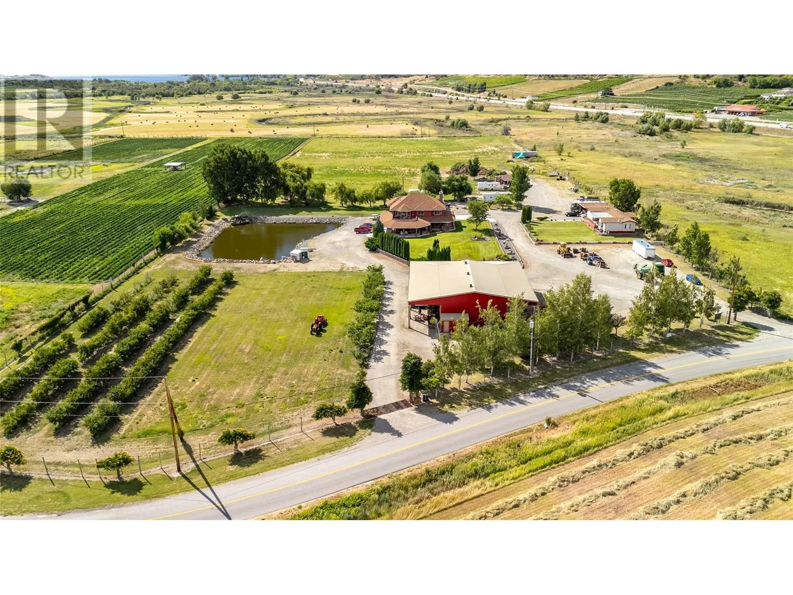 Other for rent: 8705 Road 22 Road, Oliver, British Columbia V0H 1T1