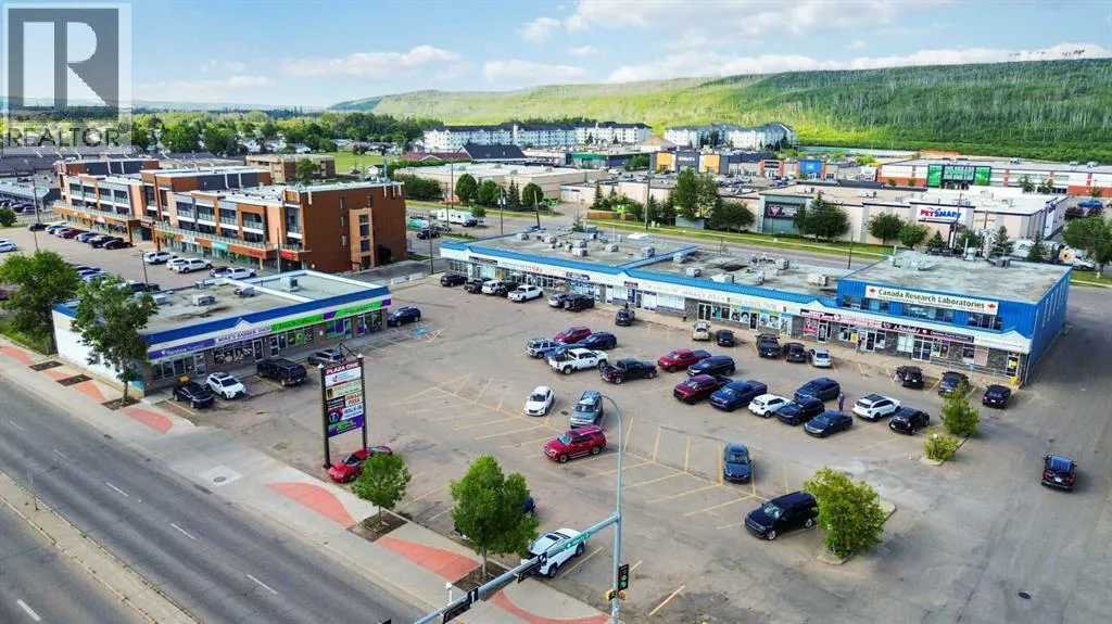 Retail for rent: 8706 Franklin Avenue, Fort McMurray, Alberta T9H 2J6