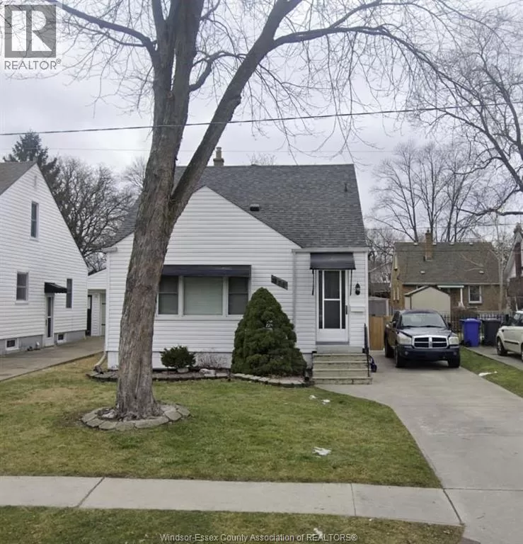 House for rent: 871 Villaire Avenue, Windsor, Ontario N8S 2J3