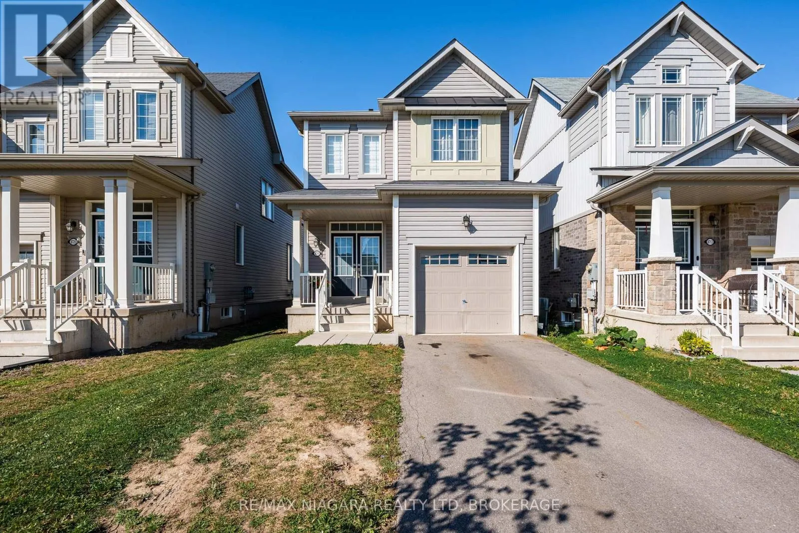 House for rent: 8719 Sourgum Avenue, Niagara Falls, Ontario L2H 3S3