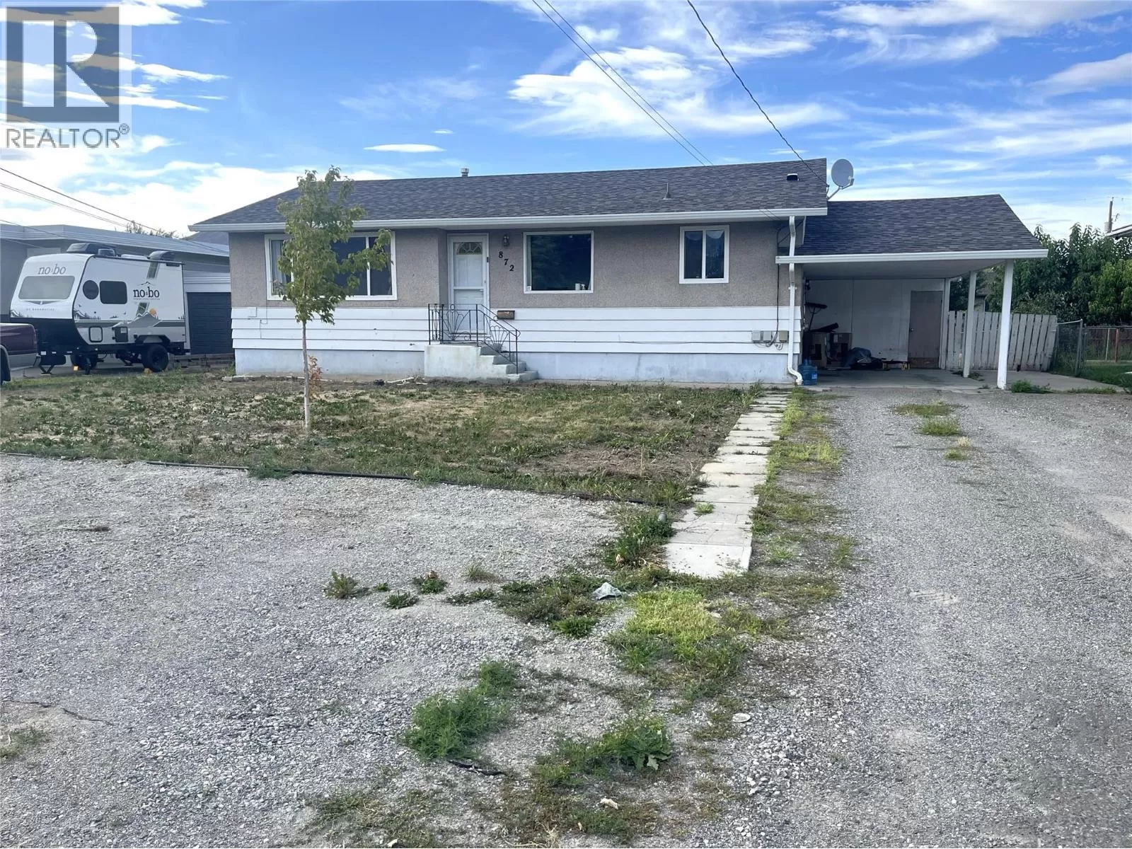 House for rent: 872 Selkirk Avenue, Kamloops, British Columbia V2B 1T9