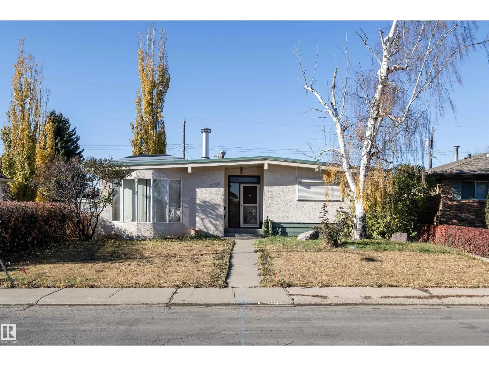 House for rent: 8728 72 St Nw, Edmonton, Alberta T6B 1Y5