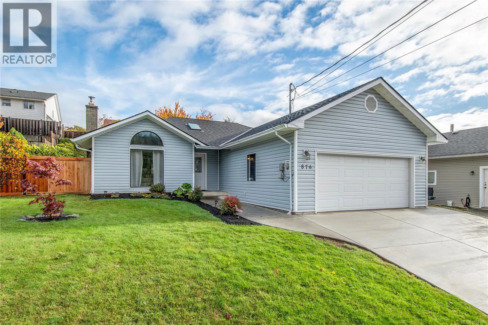 House for rent: 876 Springbok Rd, Campbell River, British Columbia V9R 7M3