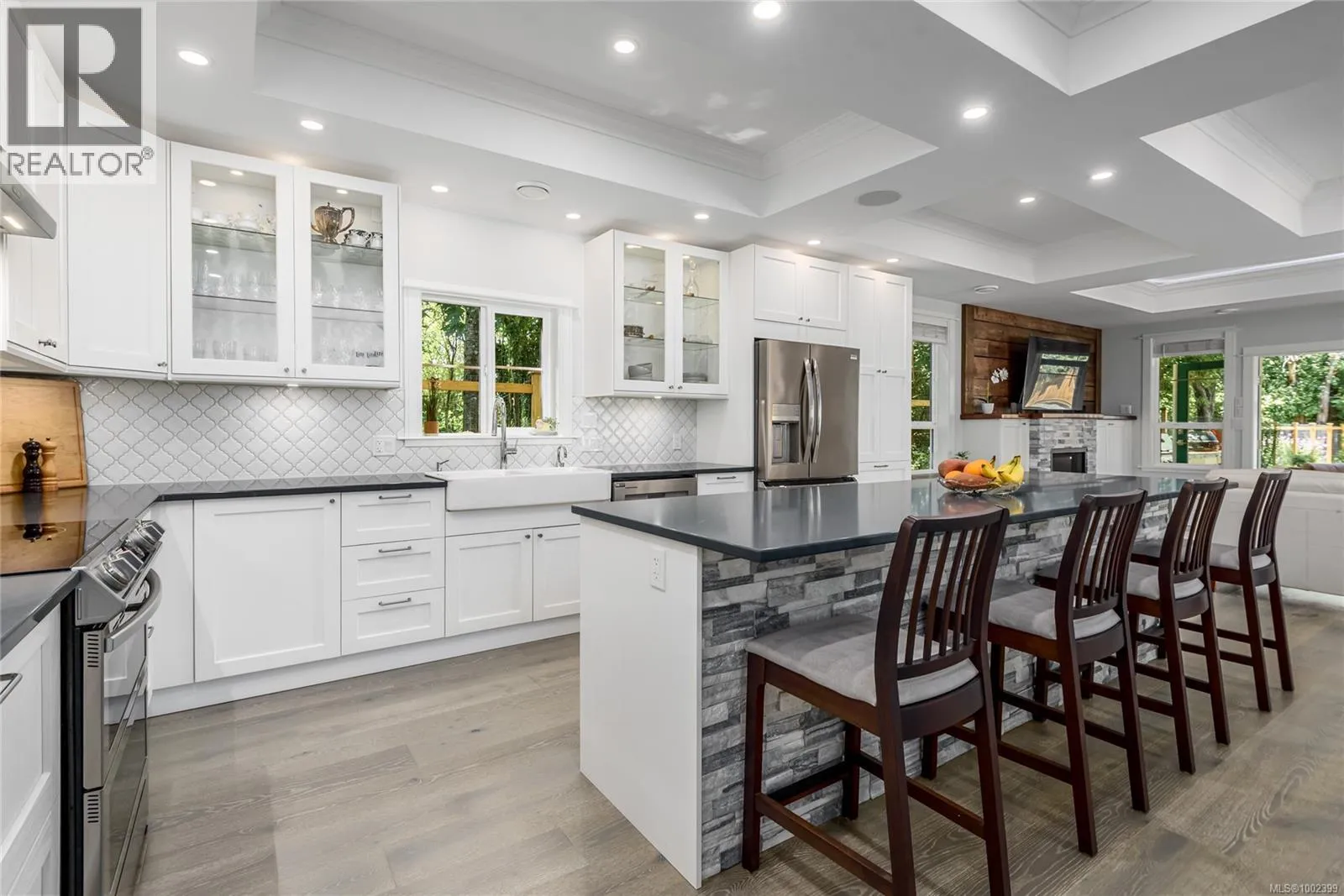 House for rent: 877 3rd St, Courtenay, British Columbia V9N 1E9