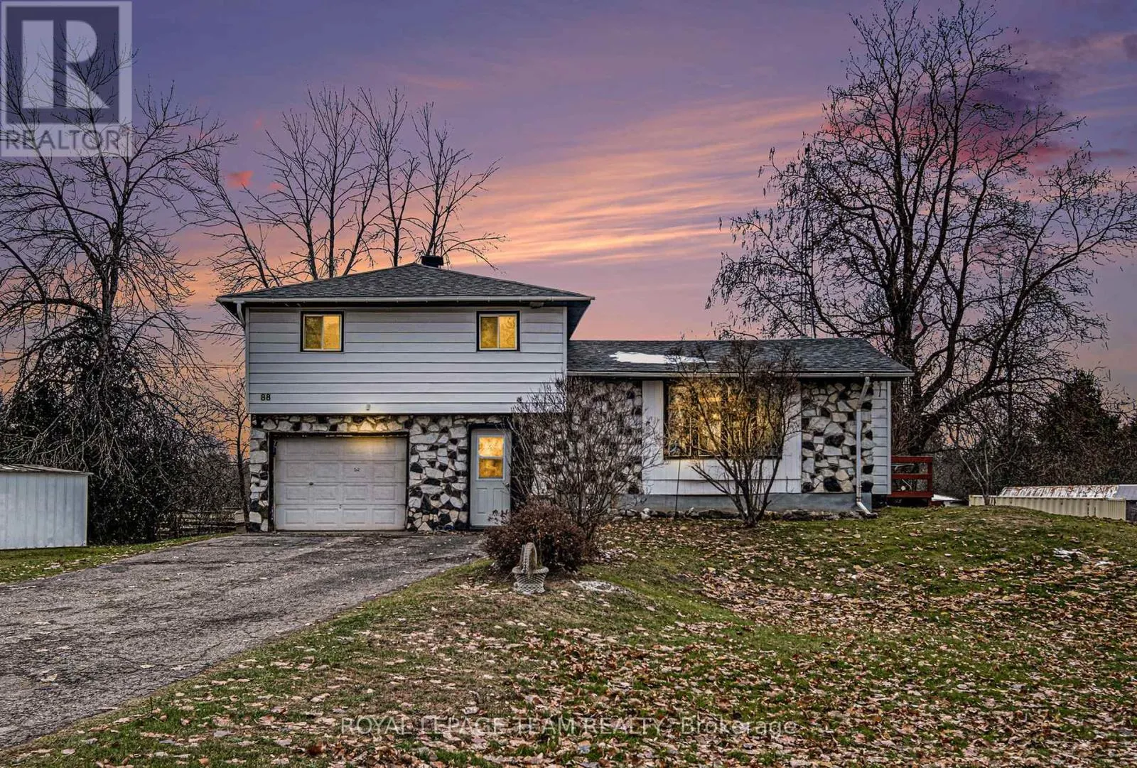 House for rent: 88 Bay Road, Rideau Lakes, Ontario K0G 1L0