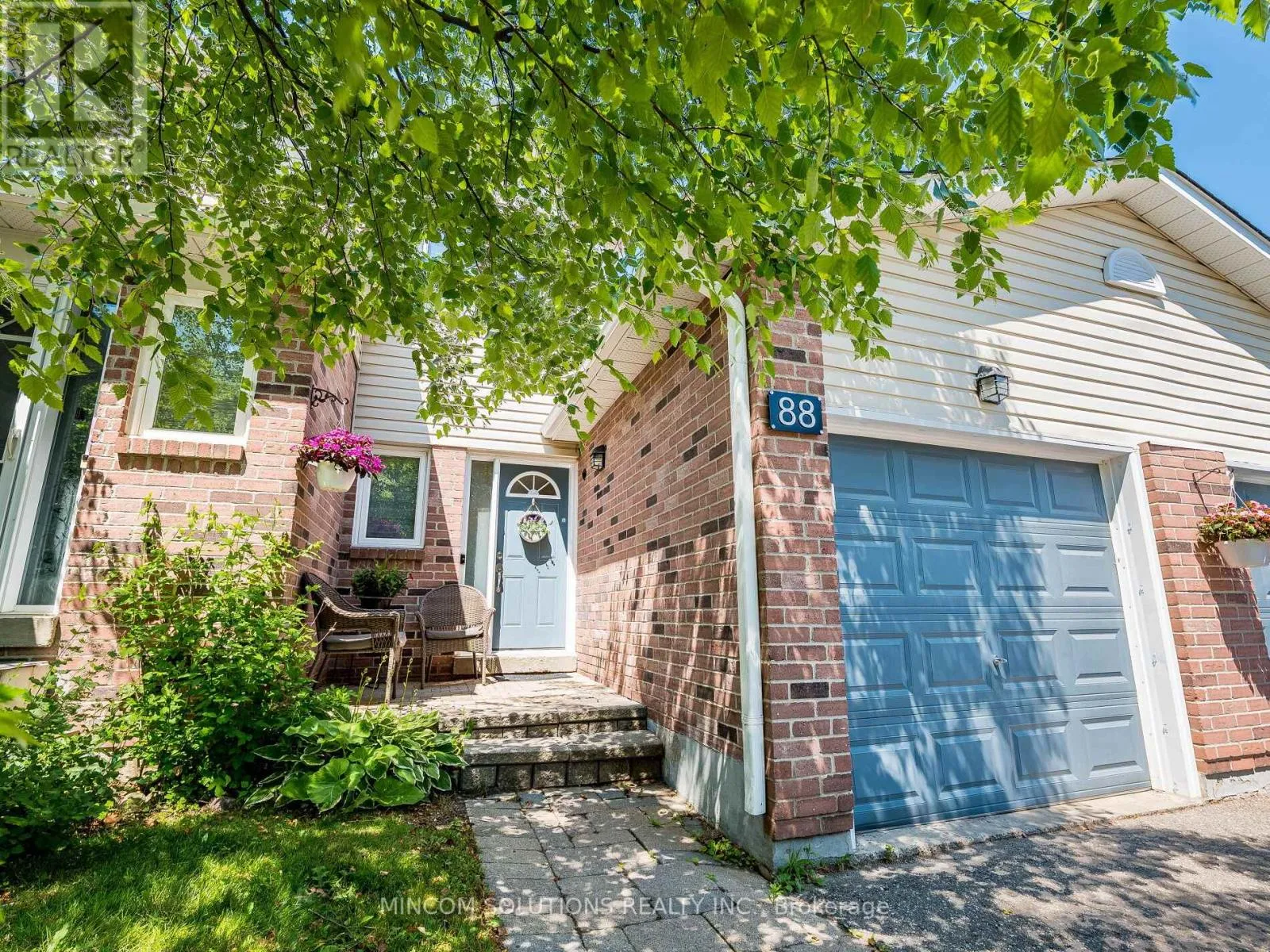 Row / Townhouse for rent: 88 Corey Circle, Halton Hills, Ontario L7G 5L7