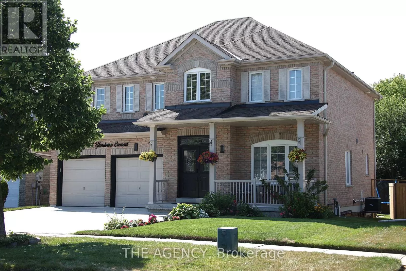 House for rent: 88 Glendower Crescent, Georgina, Ontario L4P 0A1