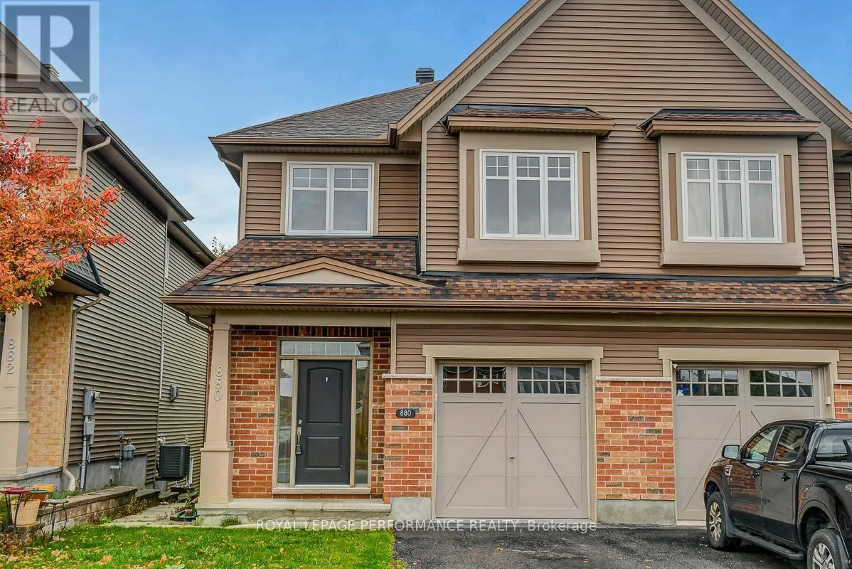 House for rent: 880 White Alder Avenue, Ottawa, Ontario K1T 0H4