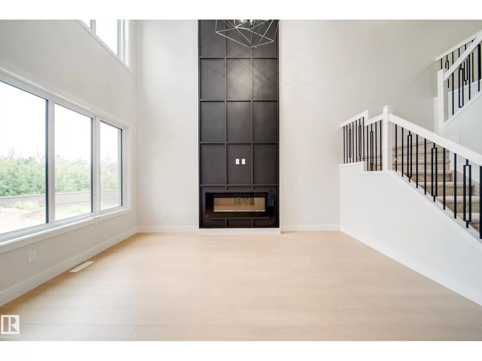 House for rent: 8824 183 Av Nw, Edmonton, Alberta T5Z 0S8