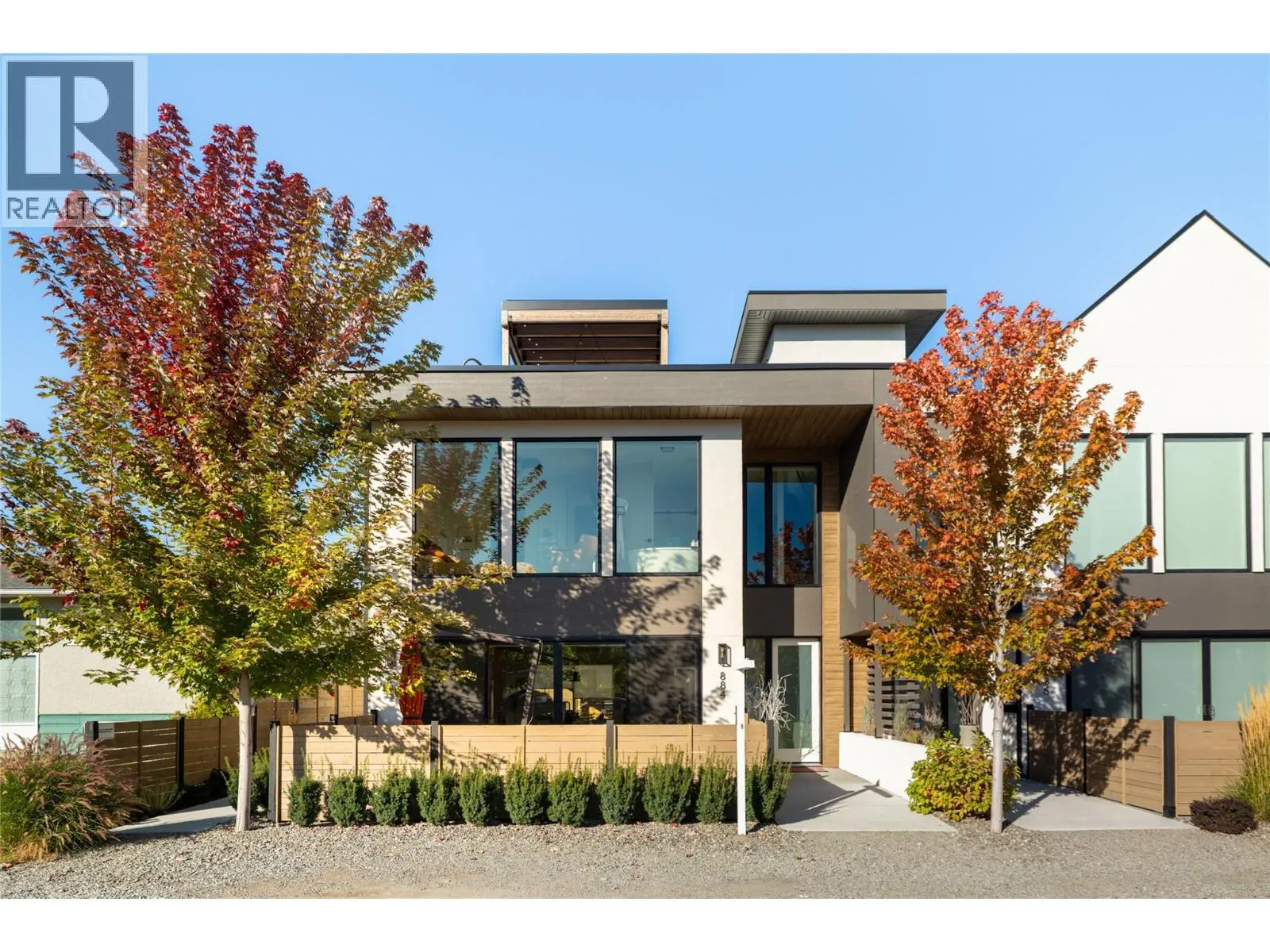 Row / Townhouse for rent: 884 Patterson Avenue, Kelowna, British Columbia V1Y 7Z3