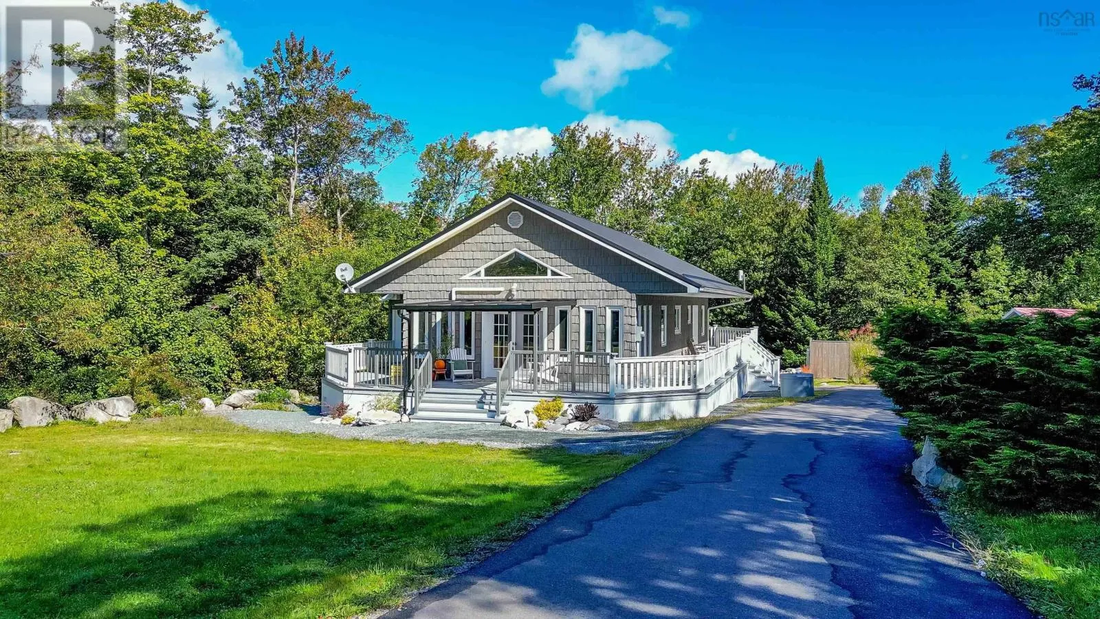 House for rent: 885 Central Port Mouton Road, South West Port Mouton, Nova Scotia B0T 1T0