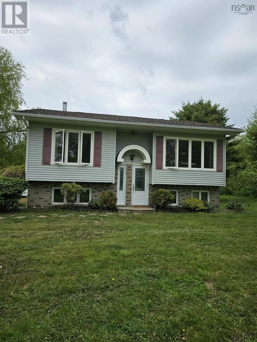 House for rent: 8865 8869 Hwy 101 Highway, Brighton, Nova Scotia B0V 1A0