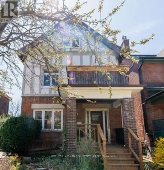 House for rent: 89 Ellsworth Avenue, Toronto, Ontario M6G 2K4