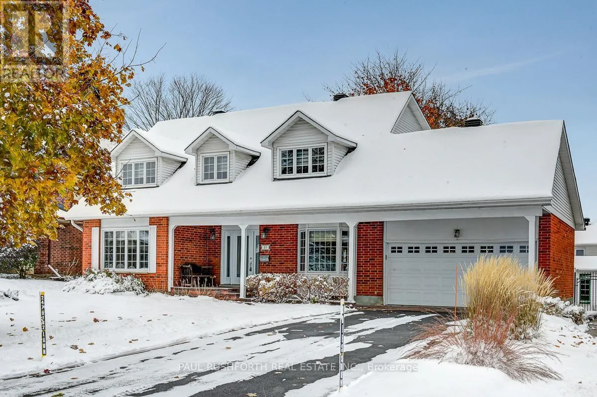 House for rent: 89 Hawk Crescent, Ottawa, Ontario K1V 9G8