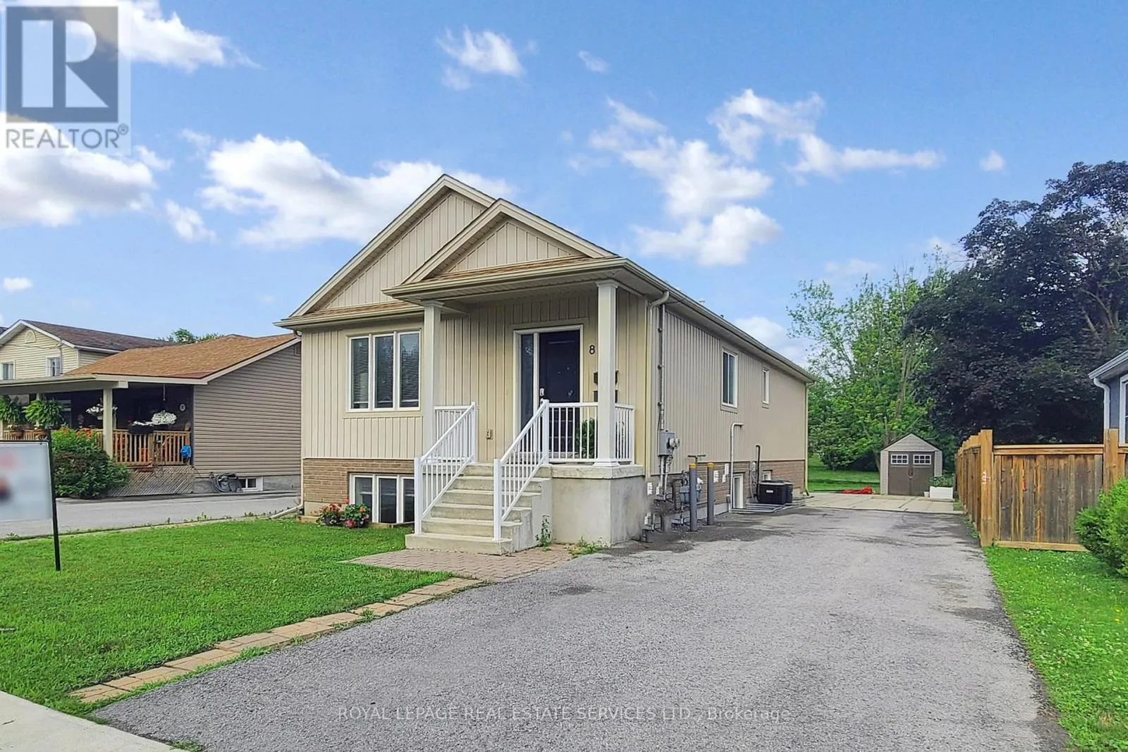 Duplex for rent: 89 Louth Street, St. Catharines, Ontario L2S 2T7