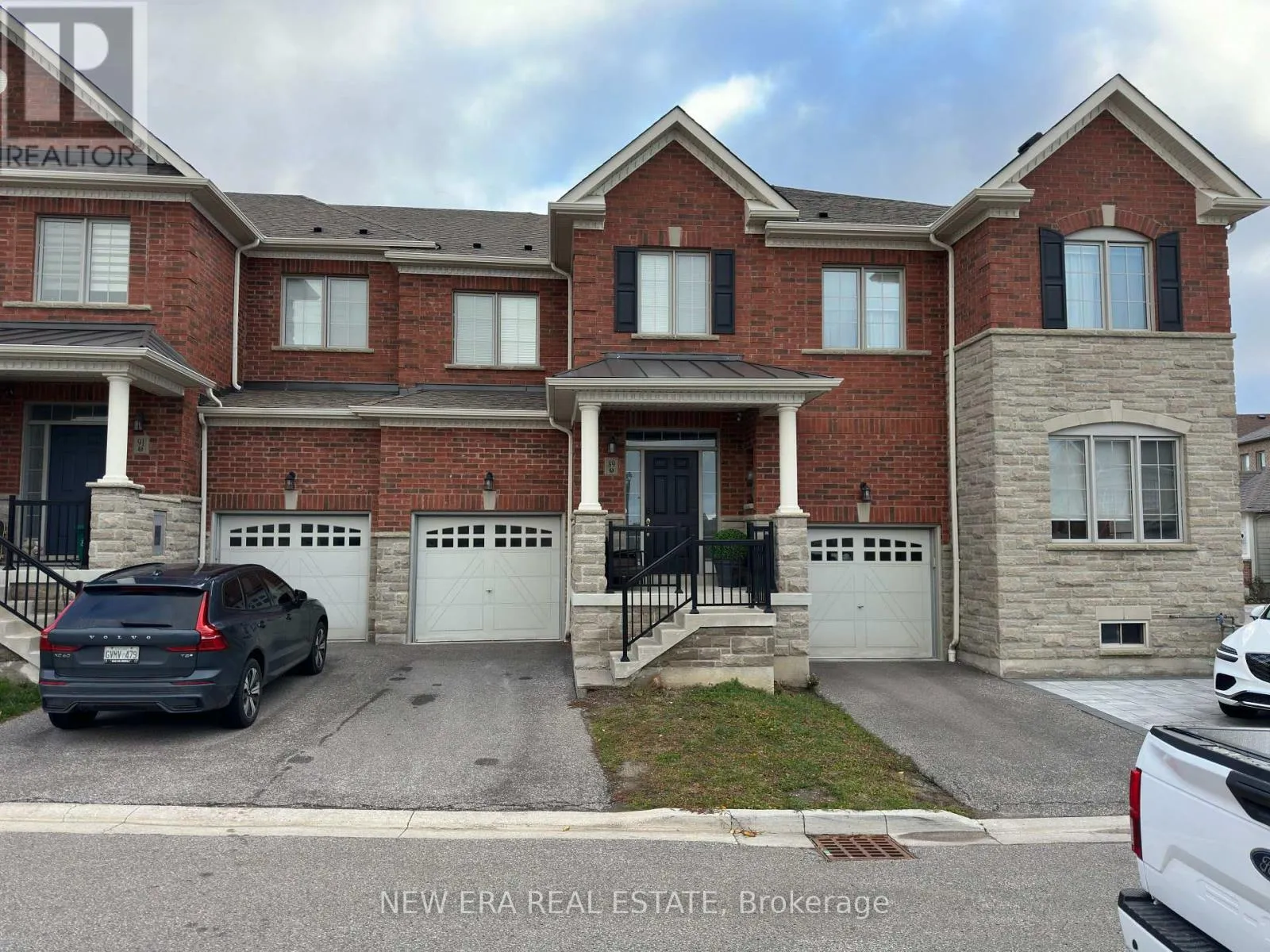 Row / Townhouse for rent: 89 Thornapple Lane, Richmond Hill, Ontario L4E 1E7