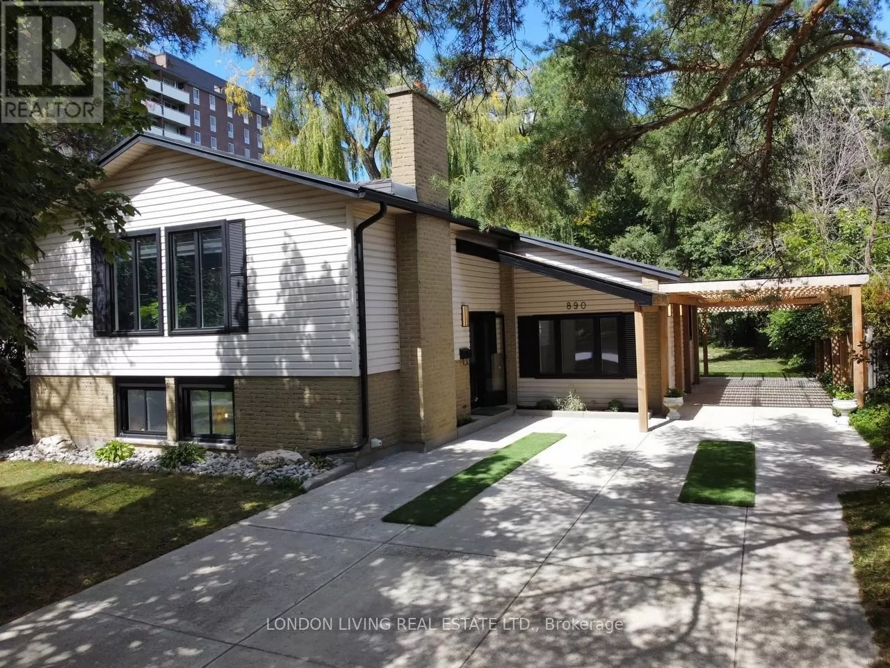 Other for rent: 890 Viscount Road, London South, Ontario N6J 2C9