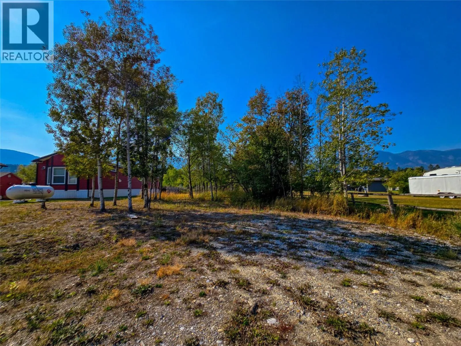 Other for rent: 8913 Shaughnessy Street, Canal Flats, British Columbia V0A 1E0