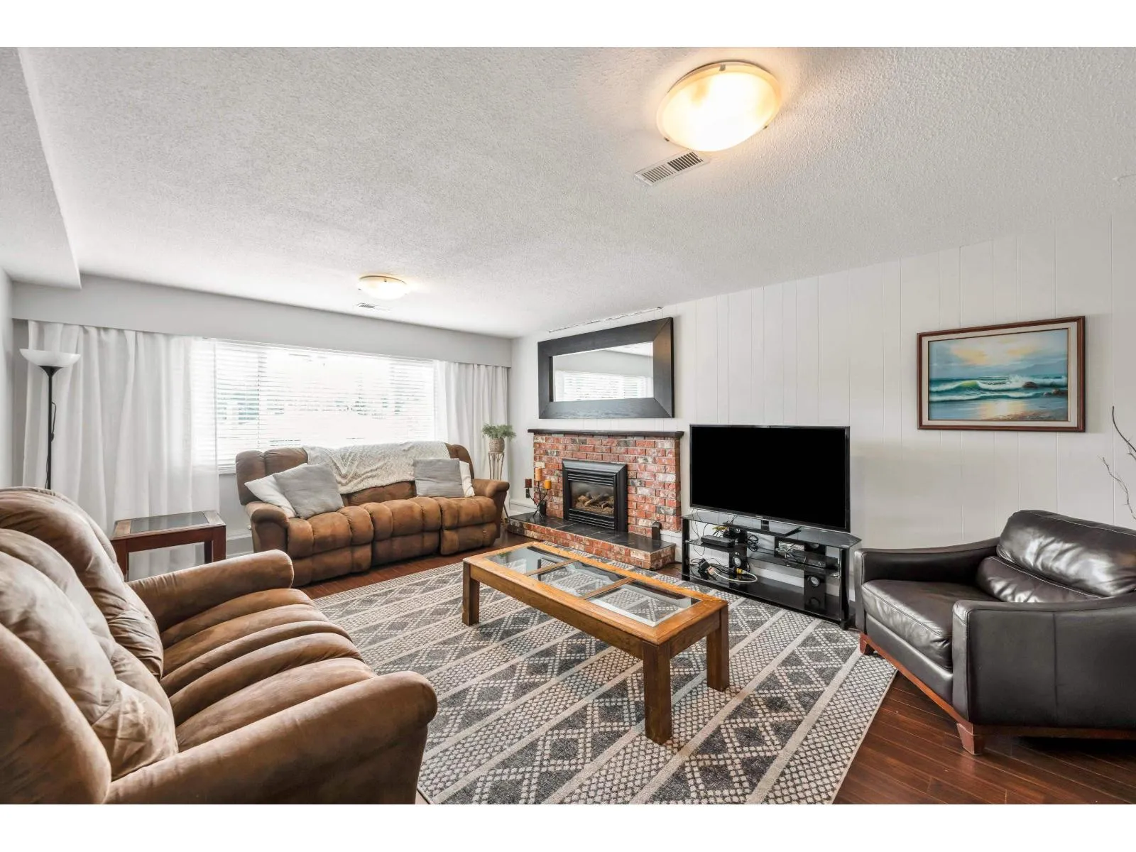 House for rent: 8916 Russell Drive, Delta, British Columbia V4C 4P9