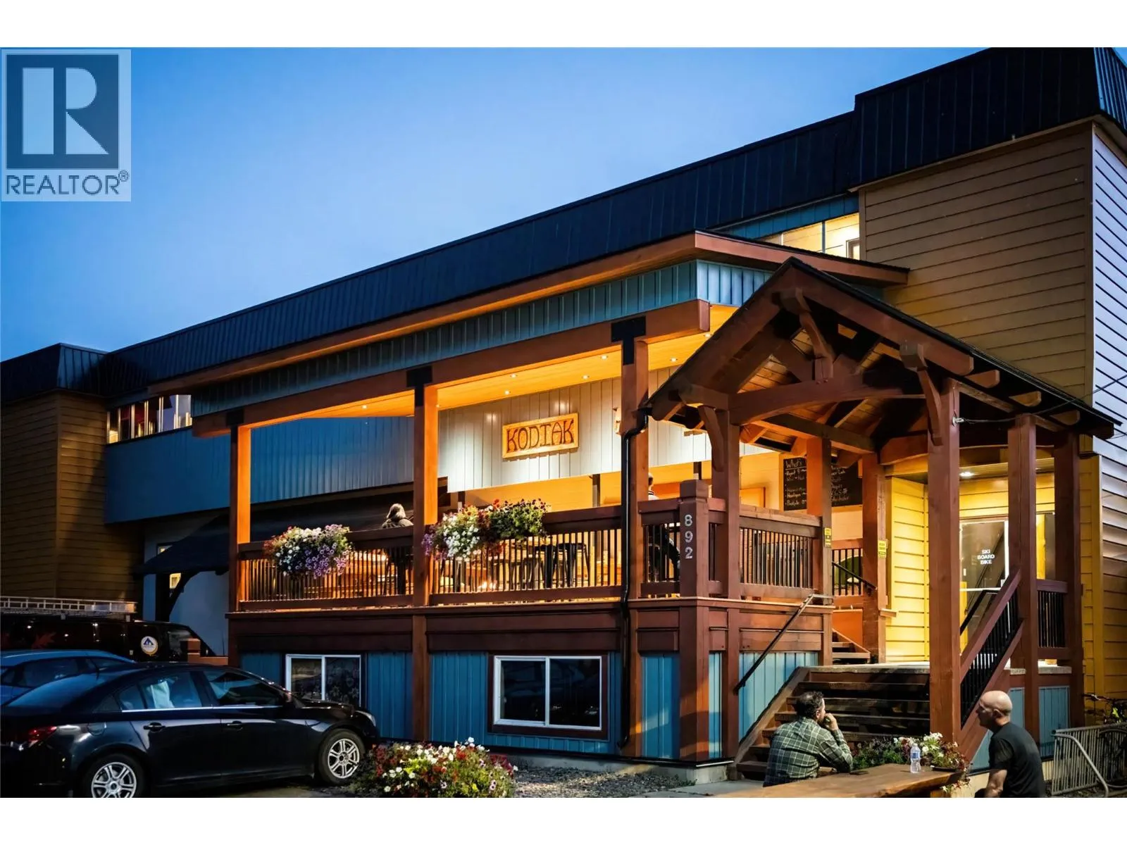 Other for rent: 892 6th Avenue, Fernie, British Columbia V0B 1M0