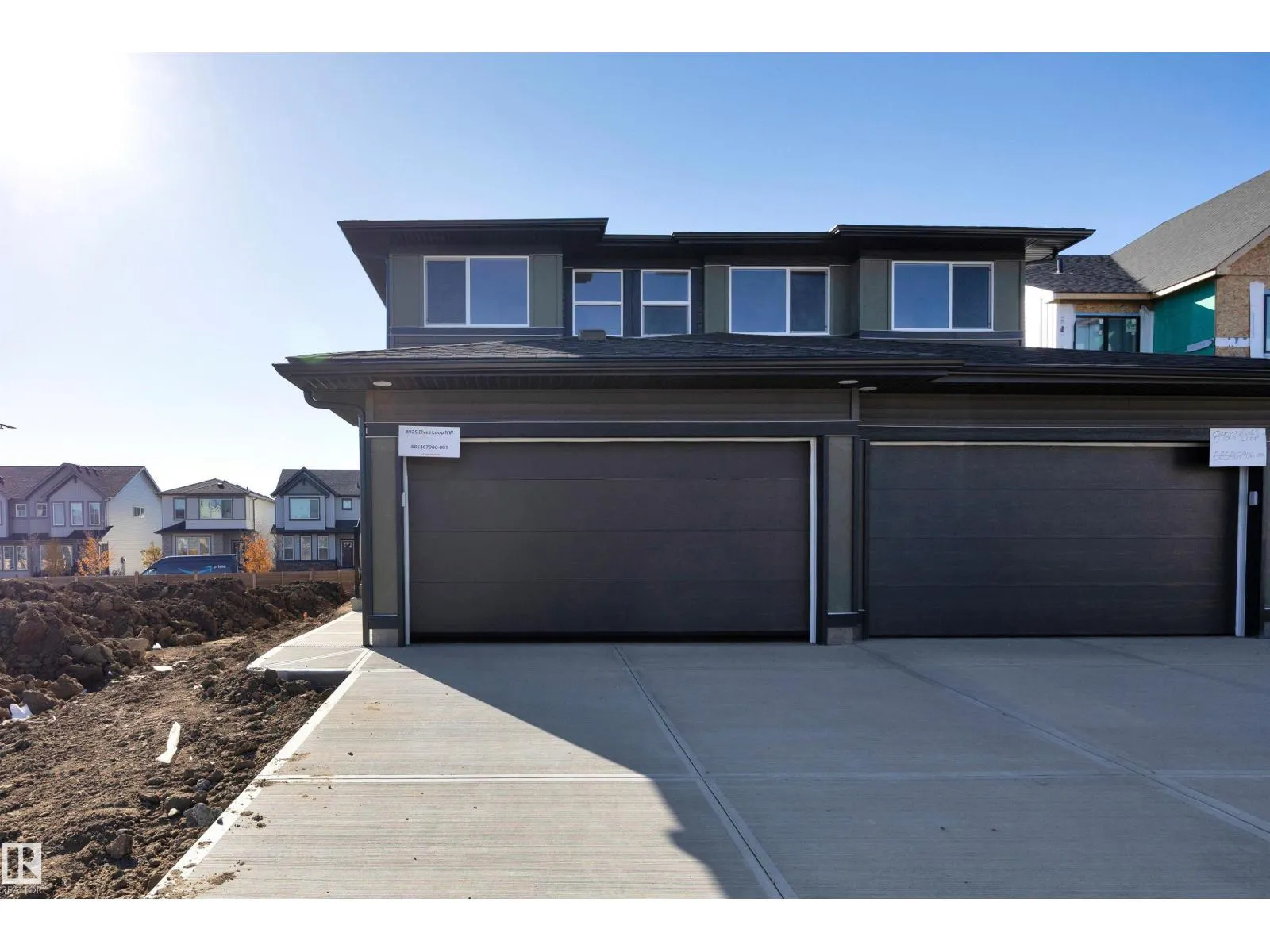 Duplex for rent: 8925 Elves Lo Nw, Edmonton, Alberta T6M 3G3