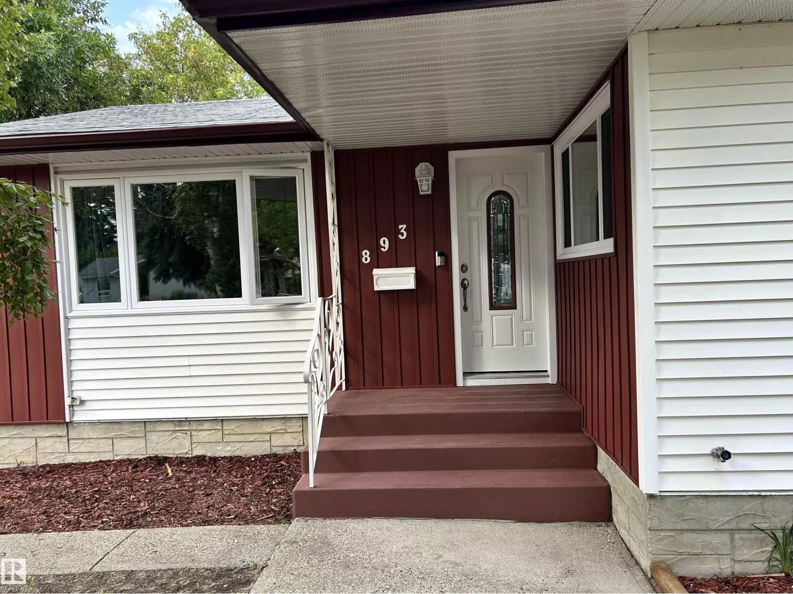 House for rent: 893 Birch Av, Sherwood Park, Alberta T8A 1X4