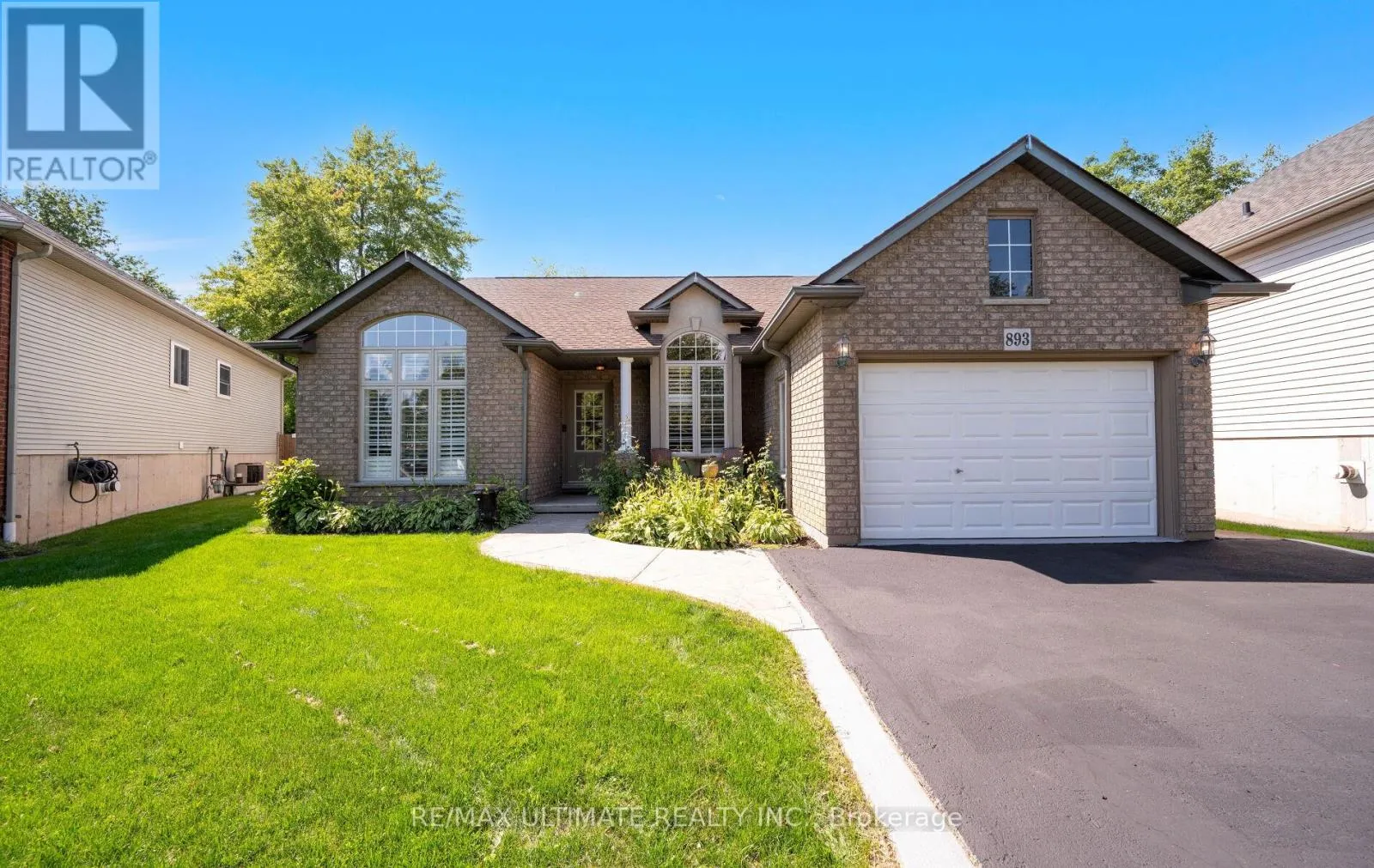 House for rent: 893 Canada Drive, Fort Erie, Ontario L2A 6E9