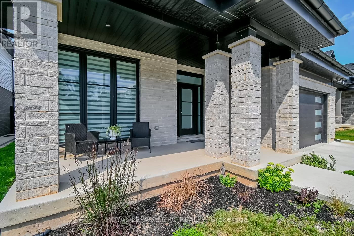 House for rent: 8945 Emily Boulevard, Niagara Falls, Ontario L2H 3T1