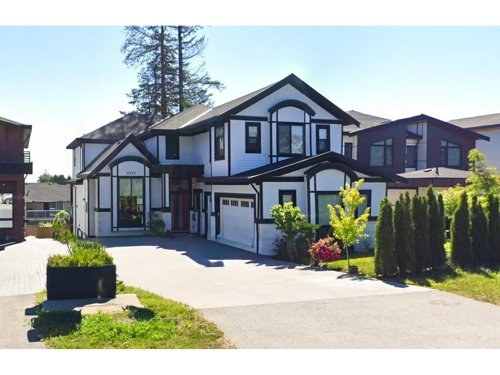 House for rent: 8978 160 Street, Surrey, British Columbia V4N 2Z3