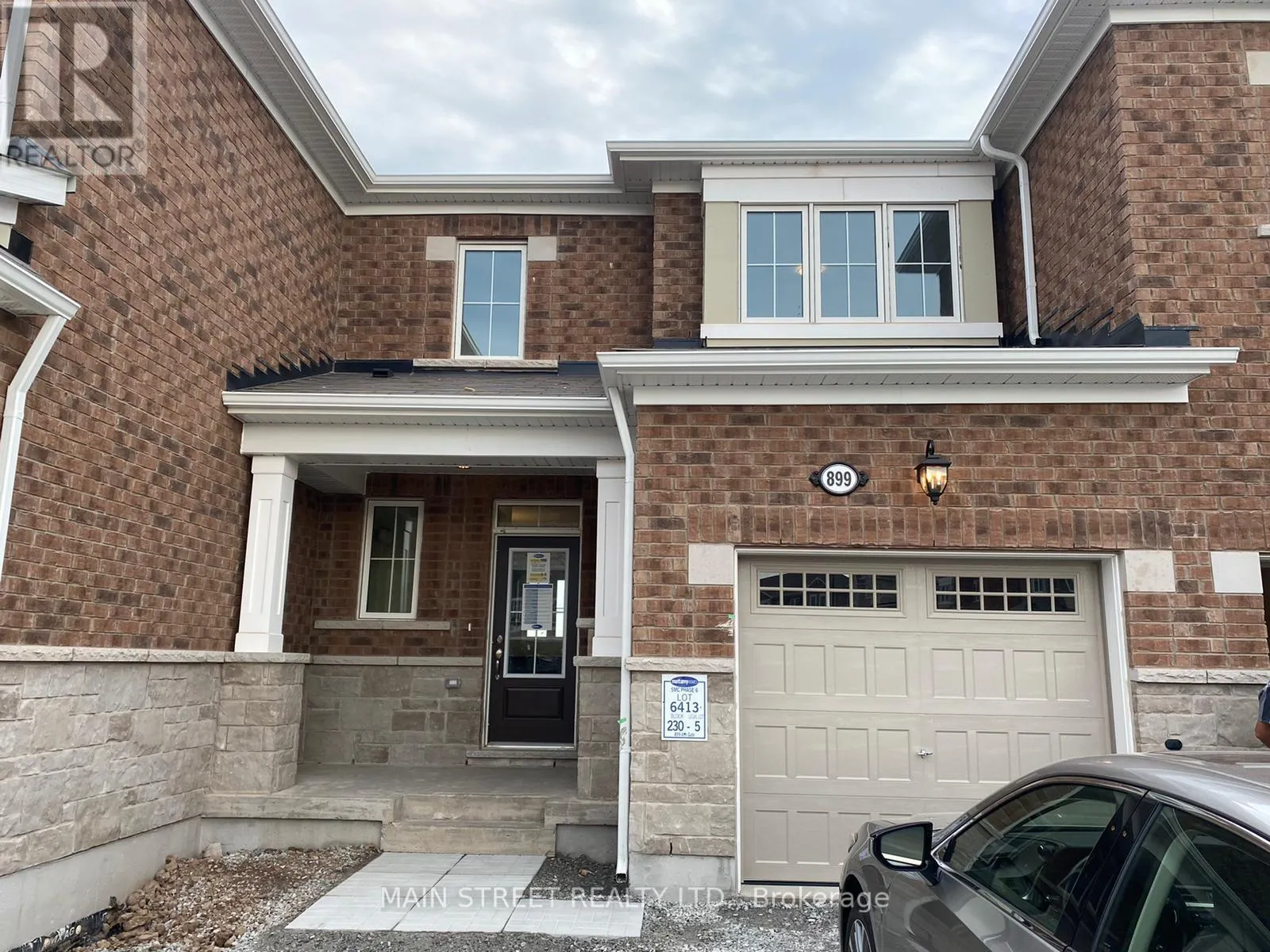 Row / Townhouse for rent: 899 Ash Gate, Milton, Ontario L9E 1R9