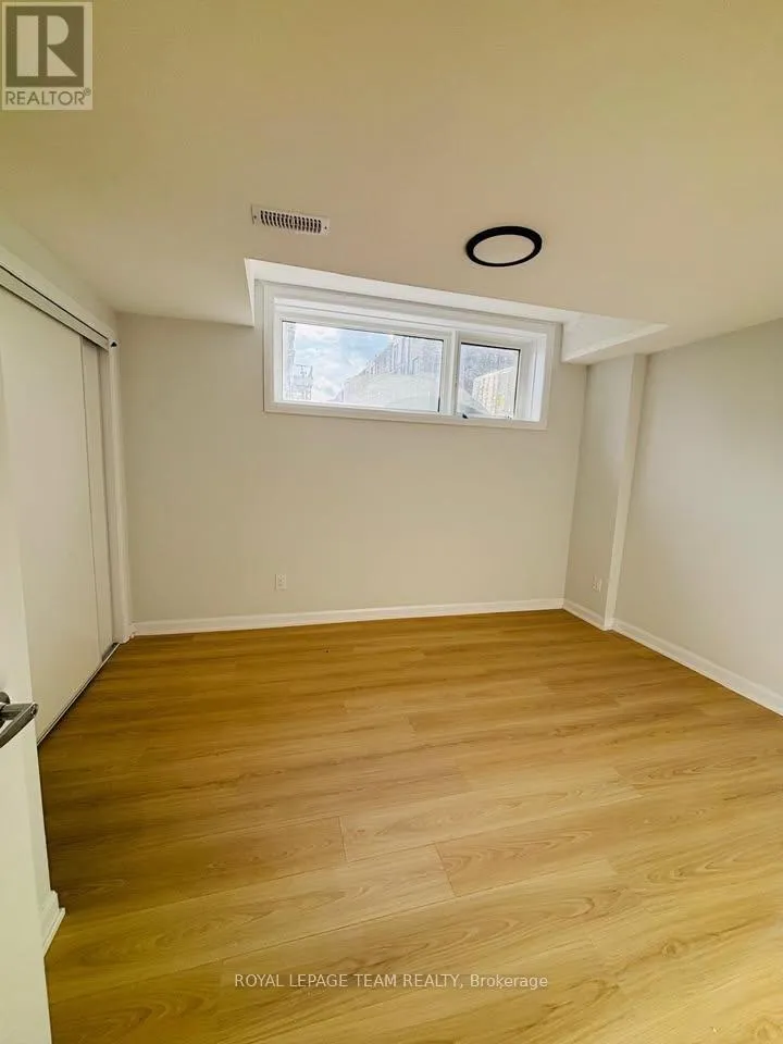 Row / Townhouse for rent: 9 - 101 Glenroy Gilbert Drive, Ottawa, Ontario K2J 5G3