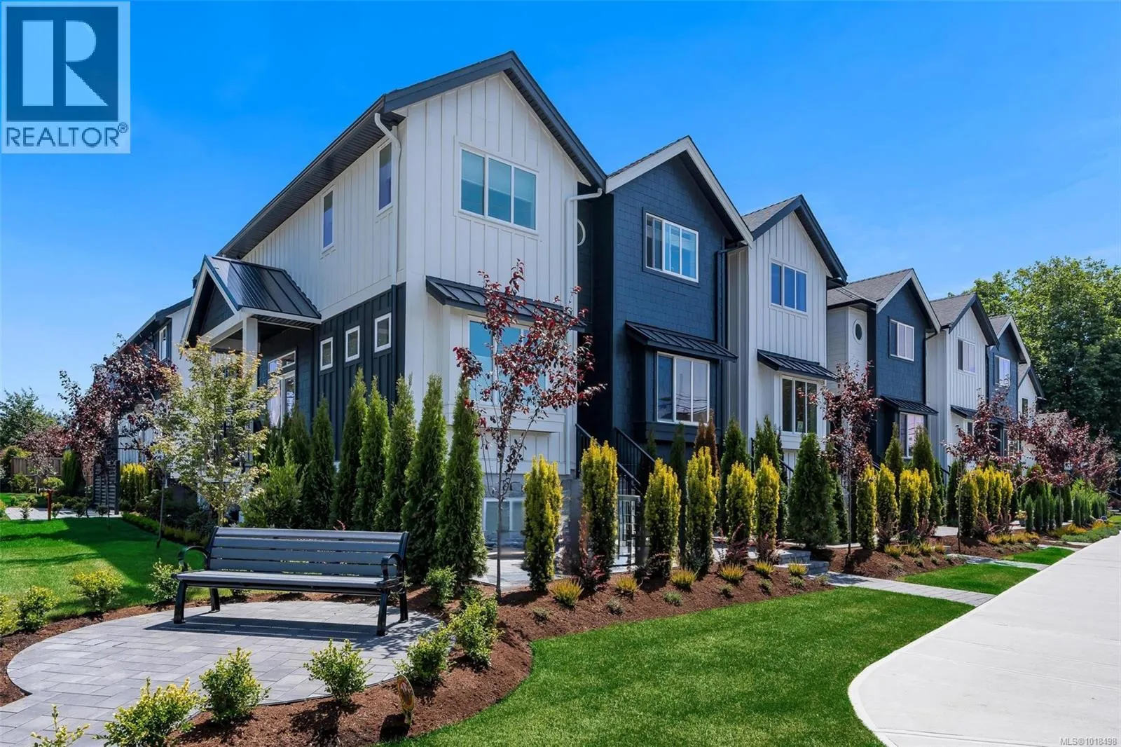 Row / Townhouse for rent: 9 10145 Fifth St, Sidney, British Columbia V8L 2X8