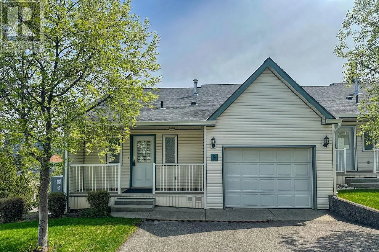 Row / Townhouse for rent: 9 11 Eagle Crescent, Williams Lake, British Columbia V2G 4R6