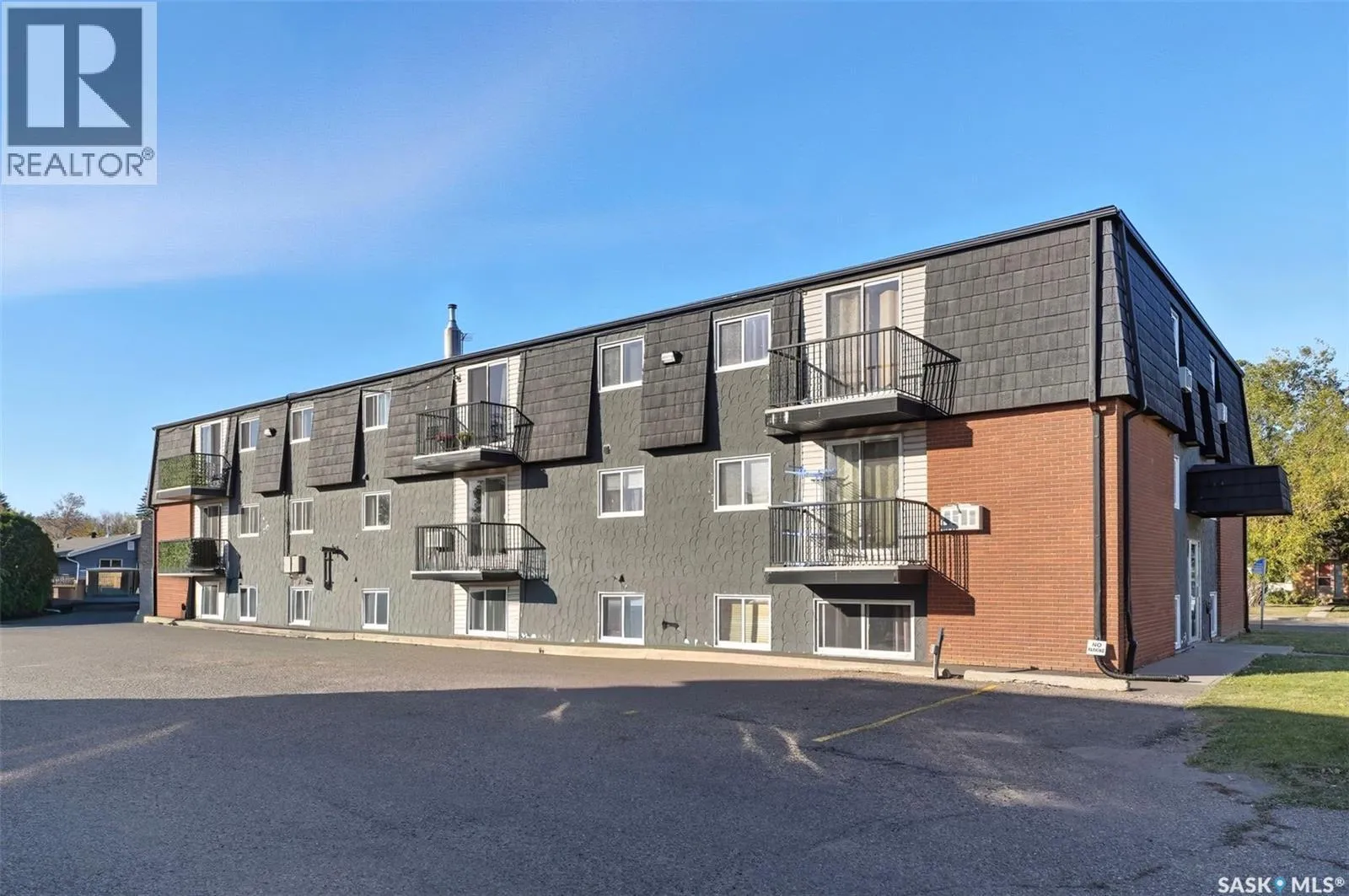 Apartment for rent: 9 115 Acadia Drive, Saskatoon, Saskatchewan S7H 4T8