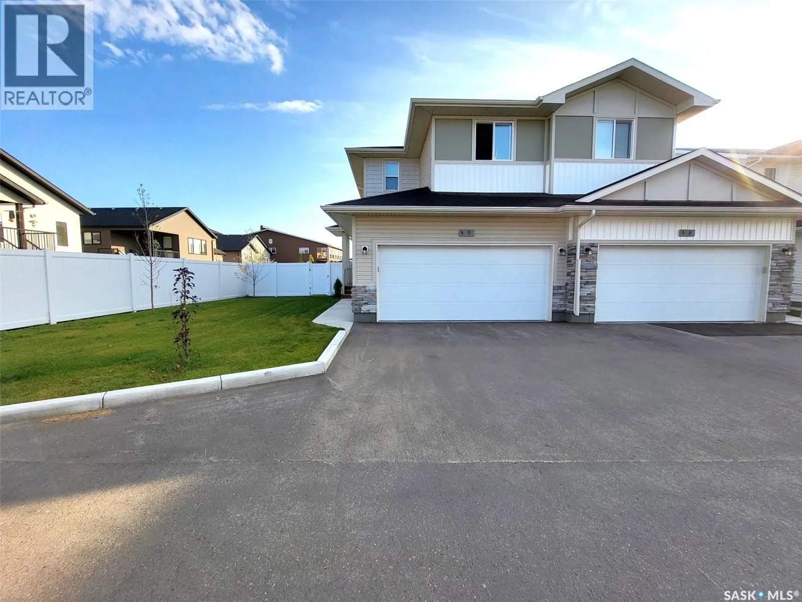 Row / Townhouse for rent: 9 115 Feheregyhazi Boulevard, Saskatoon, Saskatchewan S7W 1J6