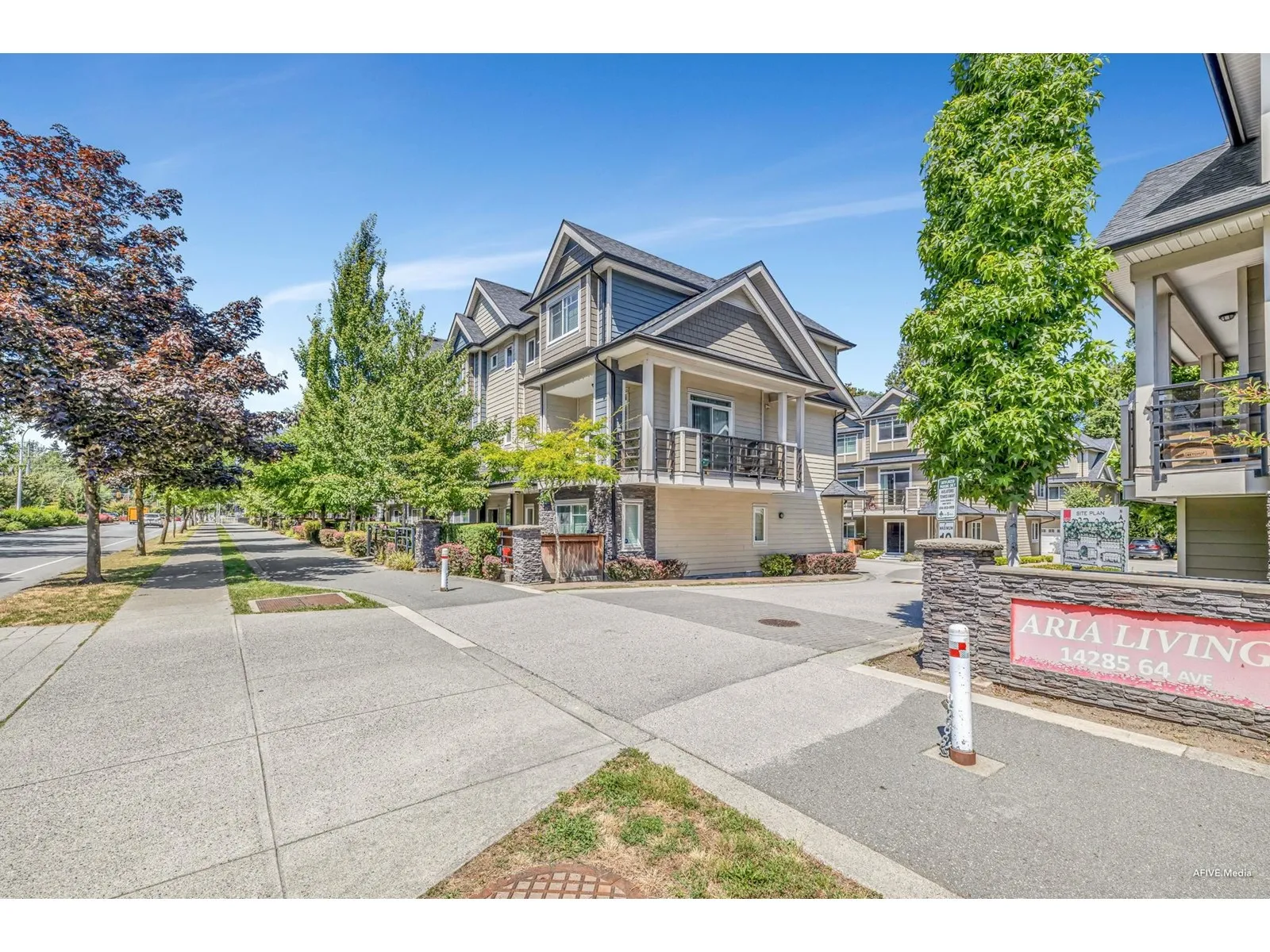 Row / Townhouse for rent: 9 14285 64 Avenue, Surrey, British Columbia V3W 1Z2